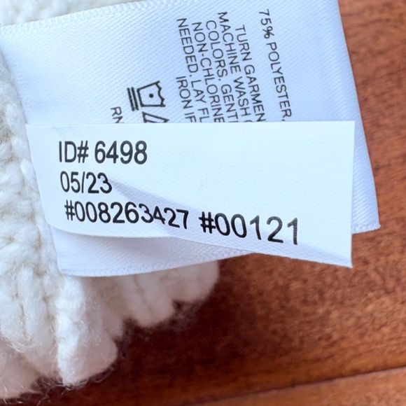 NWT Express Cable Knit Sweater Vest Crowl-Neck Womens L Ivory - Picture 9 of 9